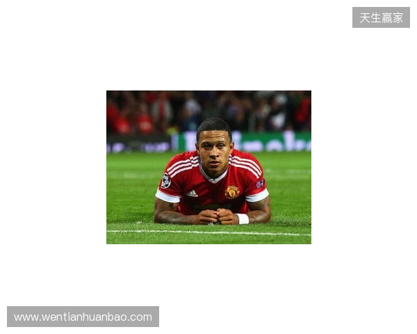 队长风范，曼联落后时B费利用肖疗伤时间来回指导大部分队友